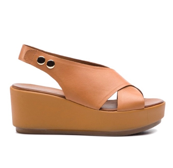 -inuovo-tan-wedge-platform-leather-sandal-with-backstrap