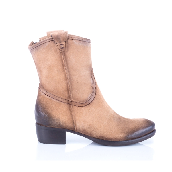 manas-sandy-suede-low-heeled-ankle-boots