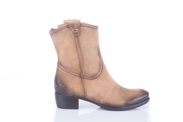 manas-sandy-suede-low-heeled-ankle-boots-uk-3-eu-36
