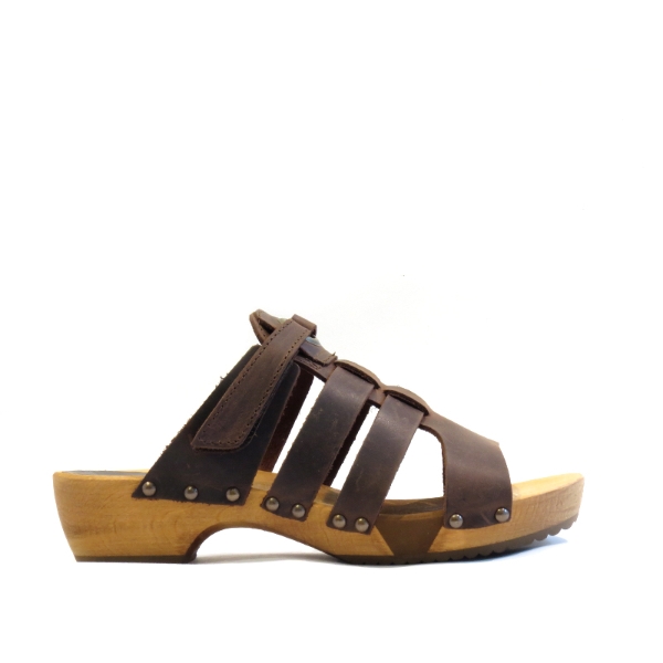 sanita-fatu-clog-sandal-in-antique-brown